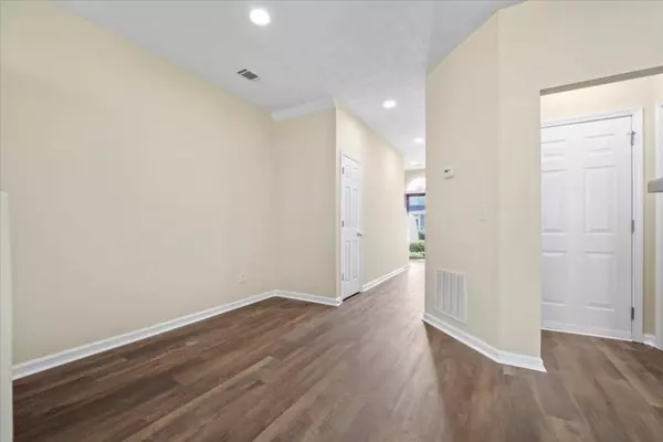 Flowery Branch, GA 30542,6575 Above Tide PL