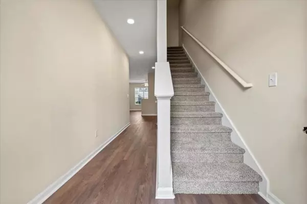 Flowery Branch, GA 30542,6575 Above Tide PL