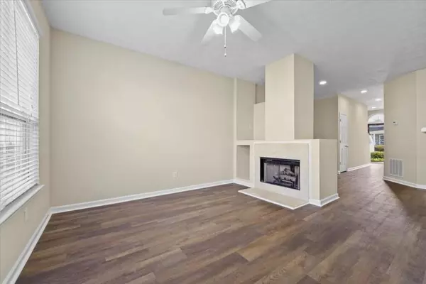 Flowery Branch, GA 30542,6575 Above Tide PL