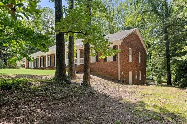 South Fulton, GA 30331,140 Old Fairburn Close