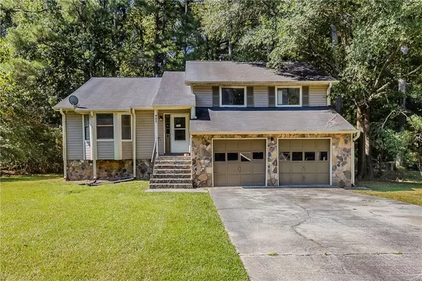 6785 Peppermill LN, Atlanta, GA 30349