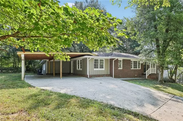 4384 Westside DR, Acworth, GA 30101