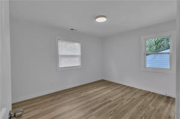 Atlanta, GA 30315,372 Amal DR SW