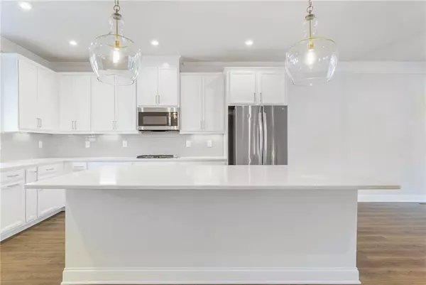 Brookhaven, GA 30319,1387 Live Oak LN