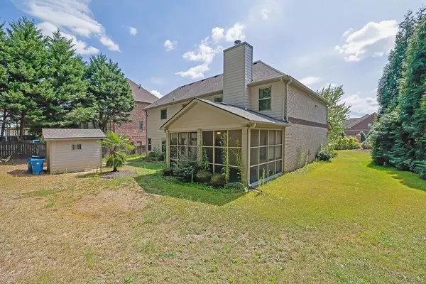 Lawrenceville, GA 30045,882 Nestling DR