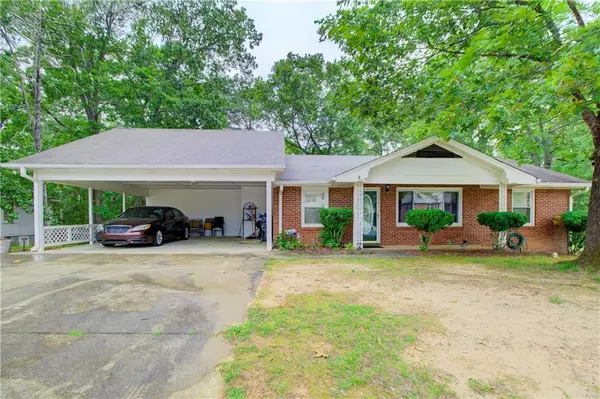 281 Springdale DR, Winder, GA 30680