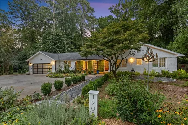 Atlanta, GA 30341,1905 Gainsborough DR