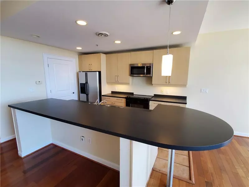 250 Park Avenue West NW #812, Atlanta, GA 30313
