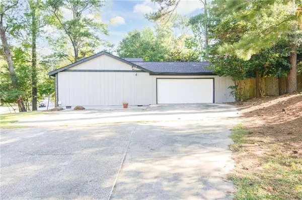 Jonesboro, GA 30238,9010 RAVEN DR