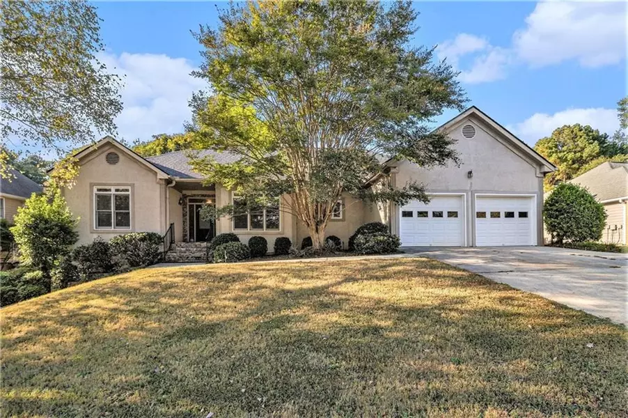 3710 Glen Ian DR, Loganville, GA 30052