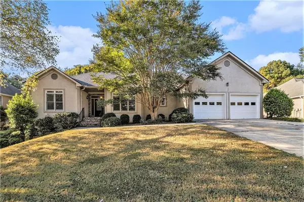 3710 Glen Ian DR, Loganville, GA 30052