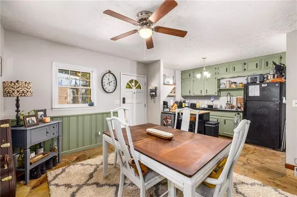 Ellijay, GA 30540,328 Morton DR
