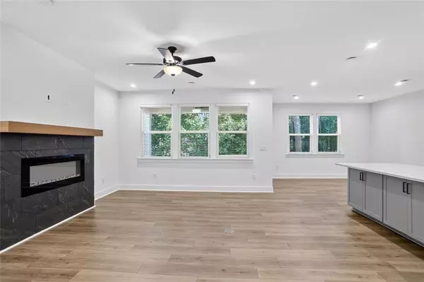 Decatur, GA 30032,608 AVONDALE PARK CIR