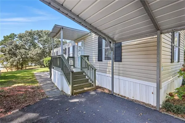 Gainesville, GA 30501,3000 Clarks Bridge Road Lot 17