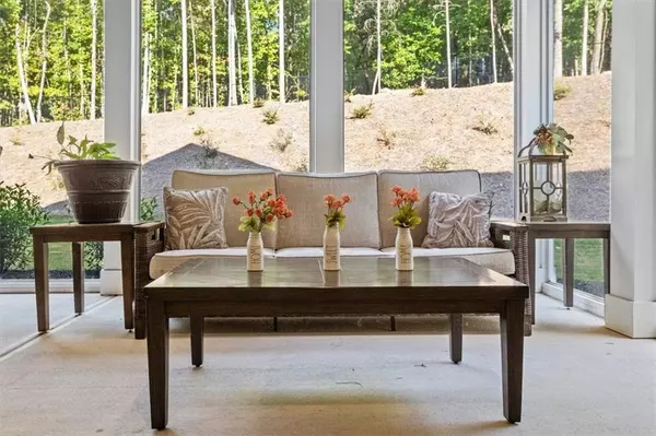 Canton, GA 30114,540 Byrd Mountain LN