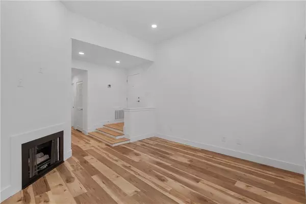Atlanta, GA 30308,855 Piedmont AVE NE #3H