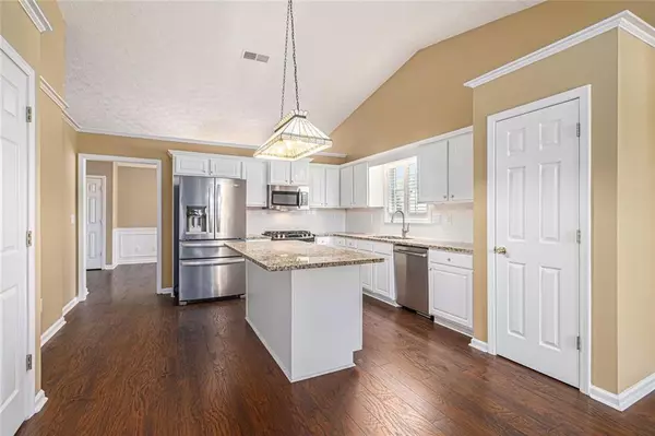 Suwanee, GA 30024,422 John Stewart PL