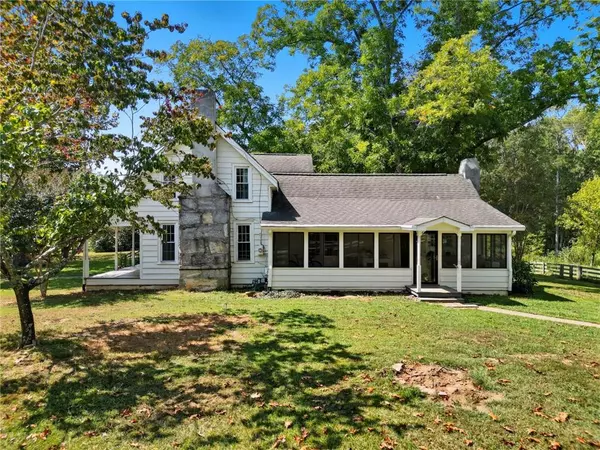 Cumming, GA 30040,3940 TWIN LAKES RD