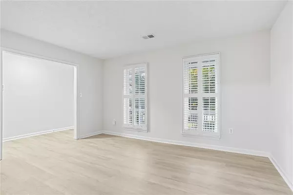 Ellenwood, GA 30294,50 Oakridge DR