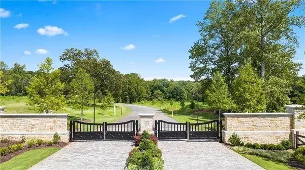 Milton, GA 30004,2033 Magnolia LN