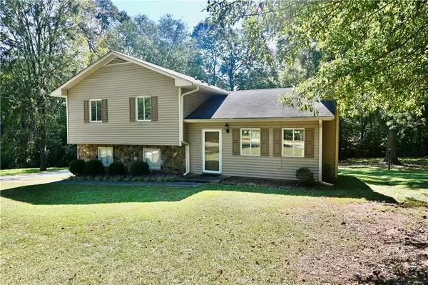 Senoia, GA 30276,631 Rockaway RD