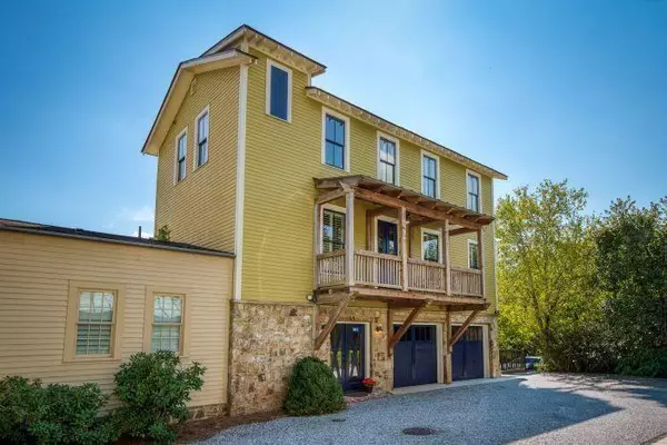 Roswell, GA 30075,49 Sloan ST