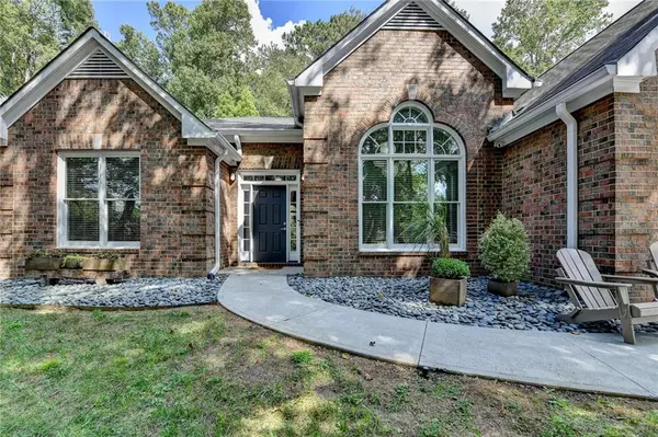 890 Melbourne TRL, Alpharetta, GA 30009