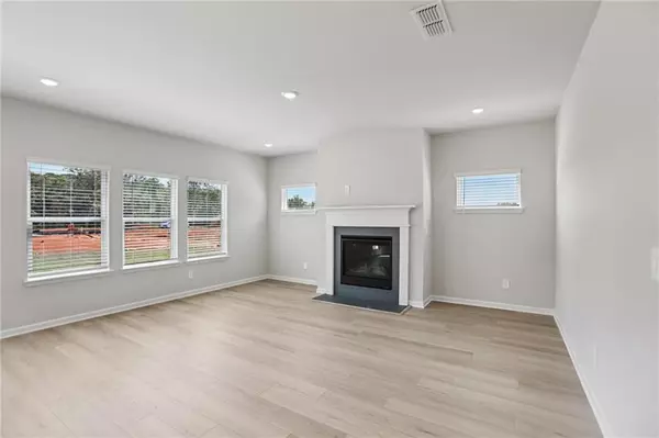 Fairburn, GA 30213,6935 Chester ST