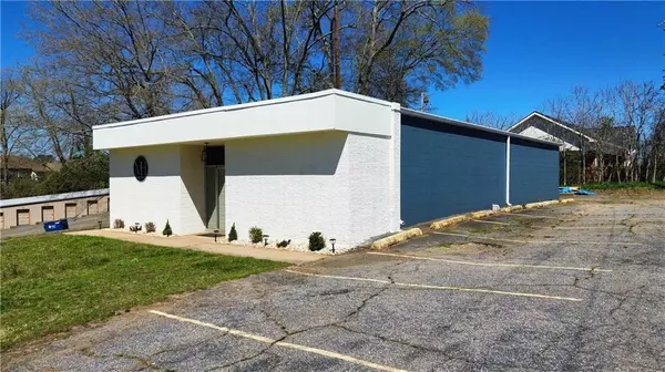 Commerce, GA 30529,153 Bill Anderson Blvd