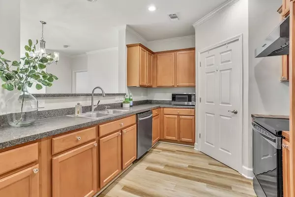 Alpharetta, GA 30009,1965 Nocturne DR #1103