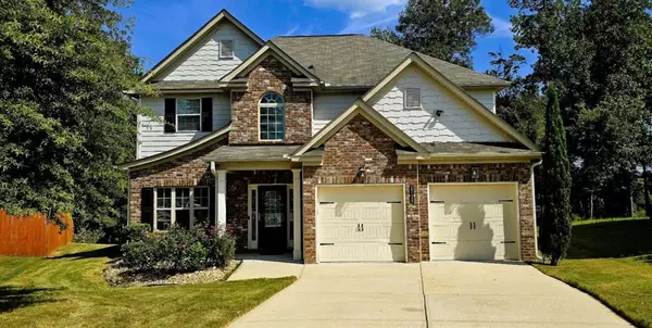 2728 Lower Village DR, Ellenwood, GA 30294