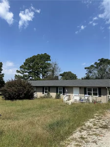 1282 Kesler RD, Winder, GA 30680