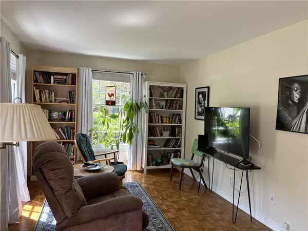 Atlanta, GA 30341,3105 Colonial WAY #C
