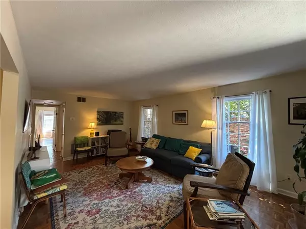Atlanta, GA 30341,3105 Colonial WAY #C