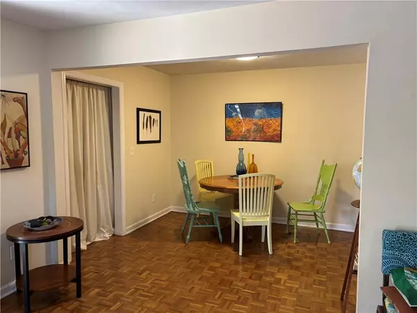 Atlanta, GA 30341,3105 Colonial WAY #C