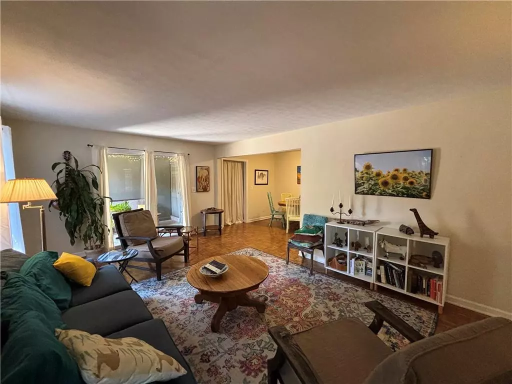 Atlanta, GA 30341,3105 Colonial WAY #C