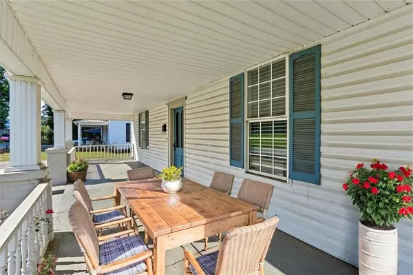 Adairsville, GA 30103,320 S MAIN ST