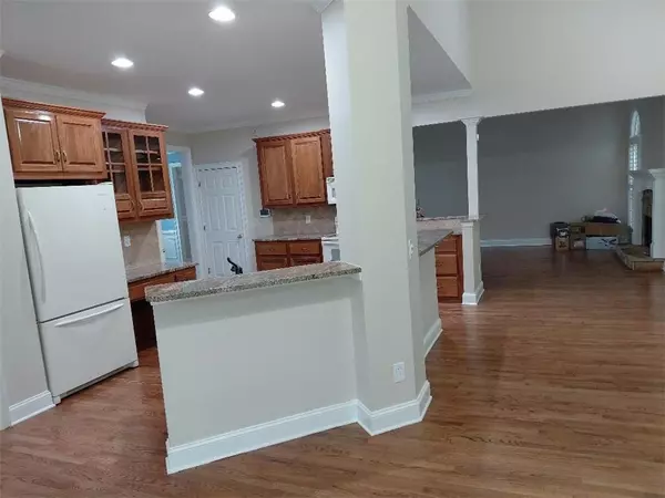 Canton, GA 30114,211 Montana WAY