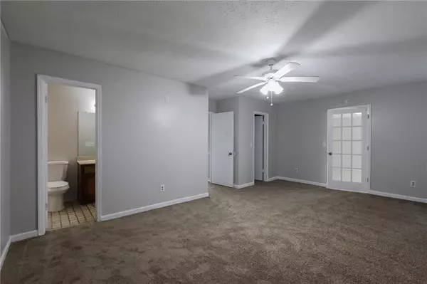 Jonesboro, GA 30238,8837 Elon TRL