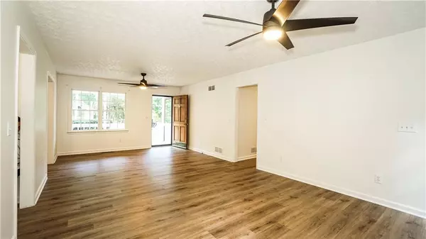 Powder Springs, GA 30127,5641 Riding Woods DR SW