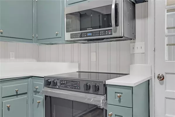 Atlanta, GA 30316,2740 Pasco LN SE