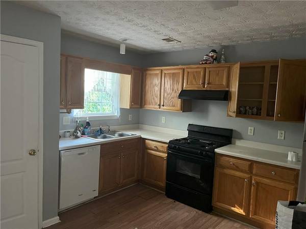 3090 Fields DR, Lithonia, GA 30038