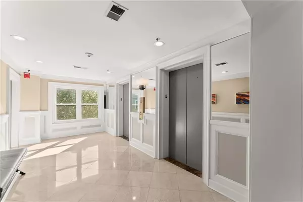 Atlanta, GA 30327,1406 River Green DR NW