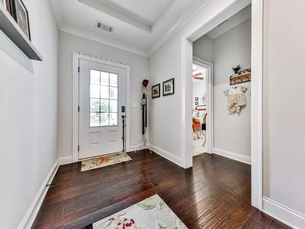 Canton, GA 30115,233 Hickory Chase