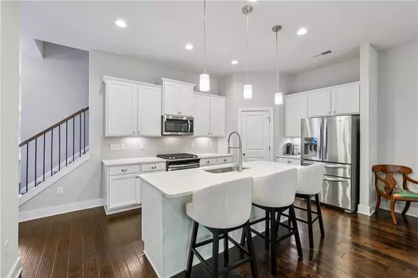 Atlanta, GA 30342,5726 Taylor WAY