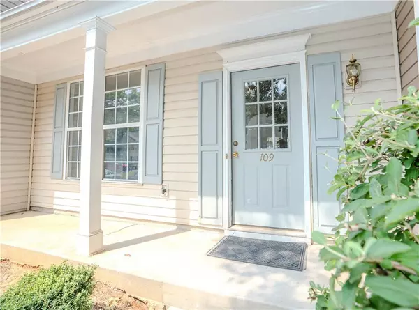 Alpharetta, GA 30022,4645 Valais CT #109
