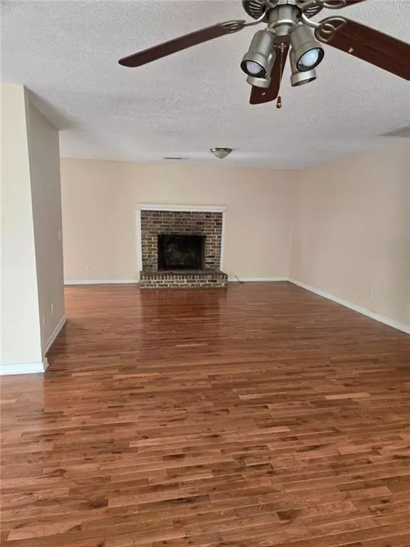 Flowery Branch, GA 30542,3704 Bolding RD