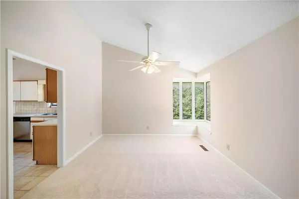 Alpharetta, GA 30022,3335 Waters Mill DR