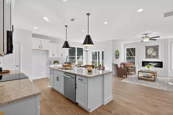 Jefferson, GA 30549,149 Windsor Park CT