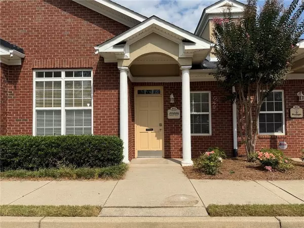 Alpharetta, GA 30004,1815 Lockeway DR #102